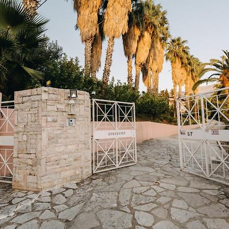 Crystal Villa Patras Luaran gambar