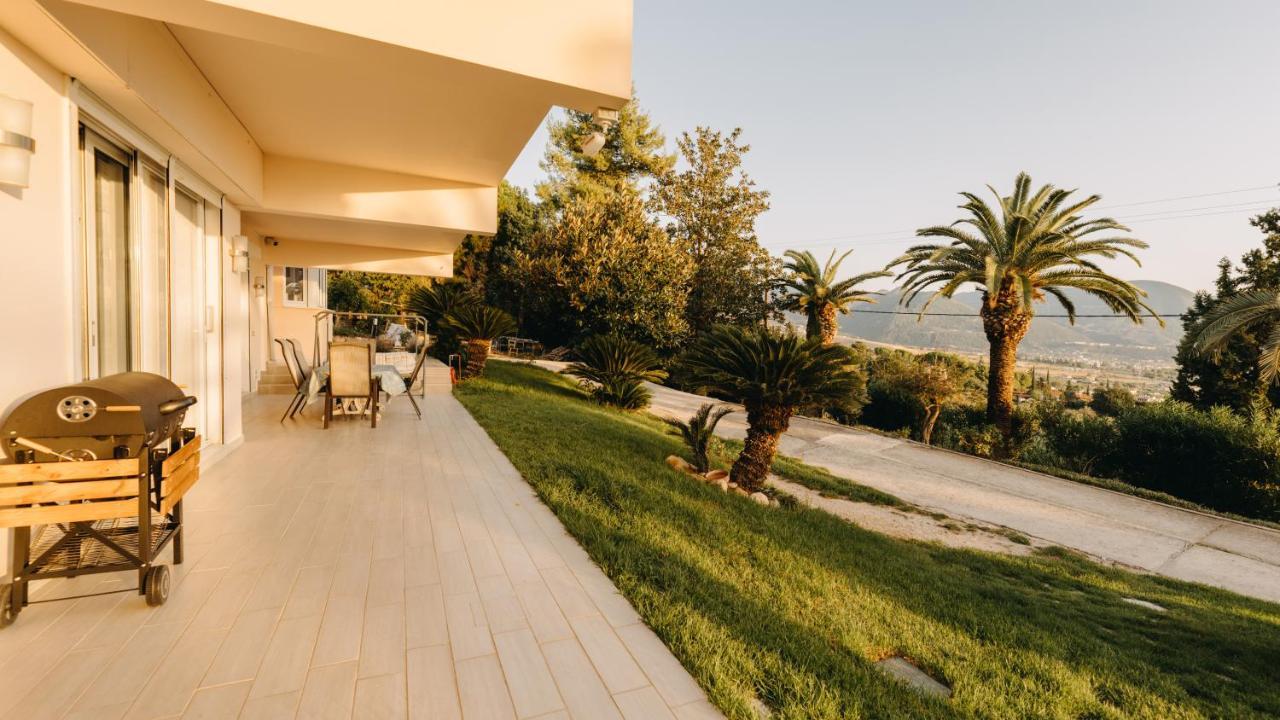 Crystal Villa Patras Luaran gambar
